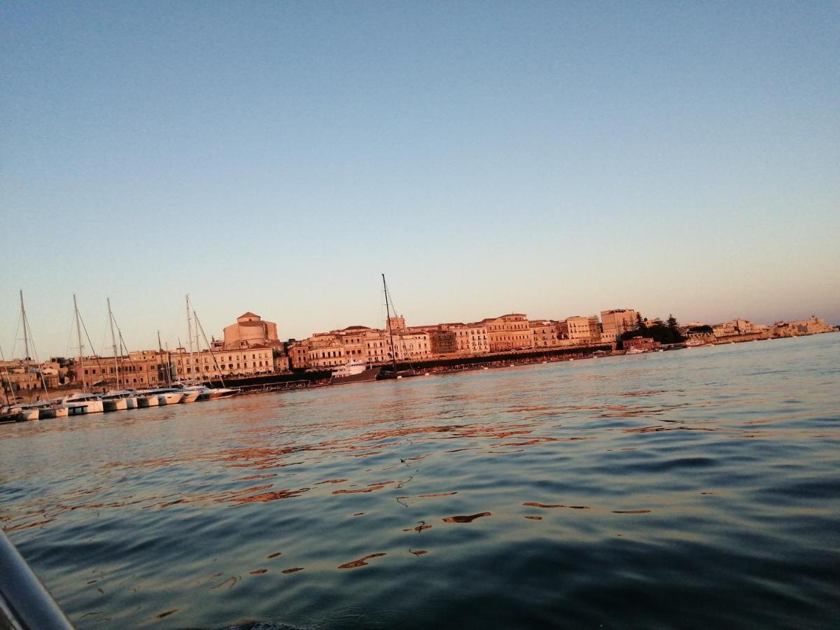Siracusa,Tra Ortigia E Il Mare Syrakus Exterior foto